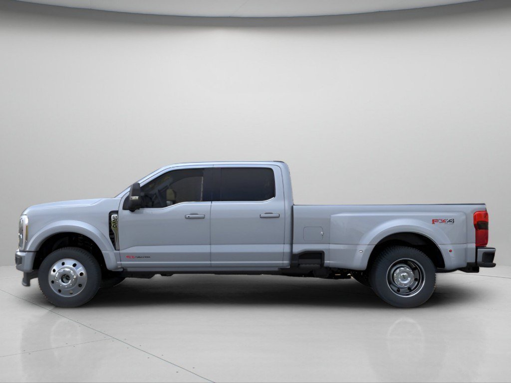 New 2026 Ford F450 Lariat w/ Lariat Ultimate Package AWD/4WD image 3