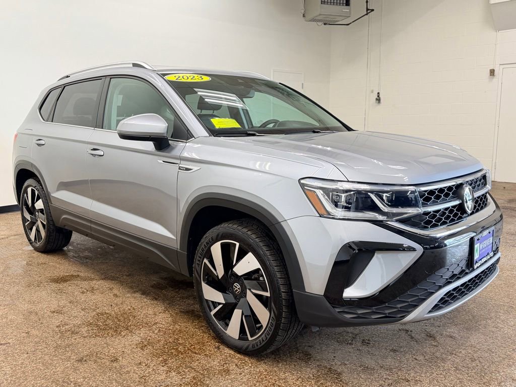 Used 2023 Volkswagen Taos SEL AWD/4WD image 9