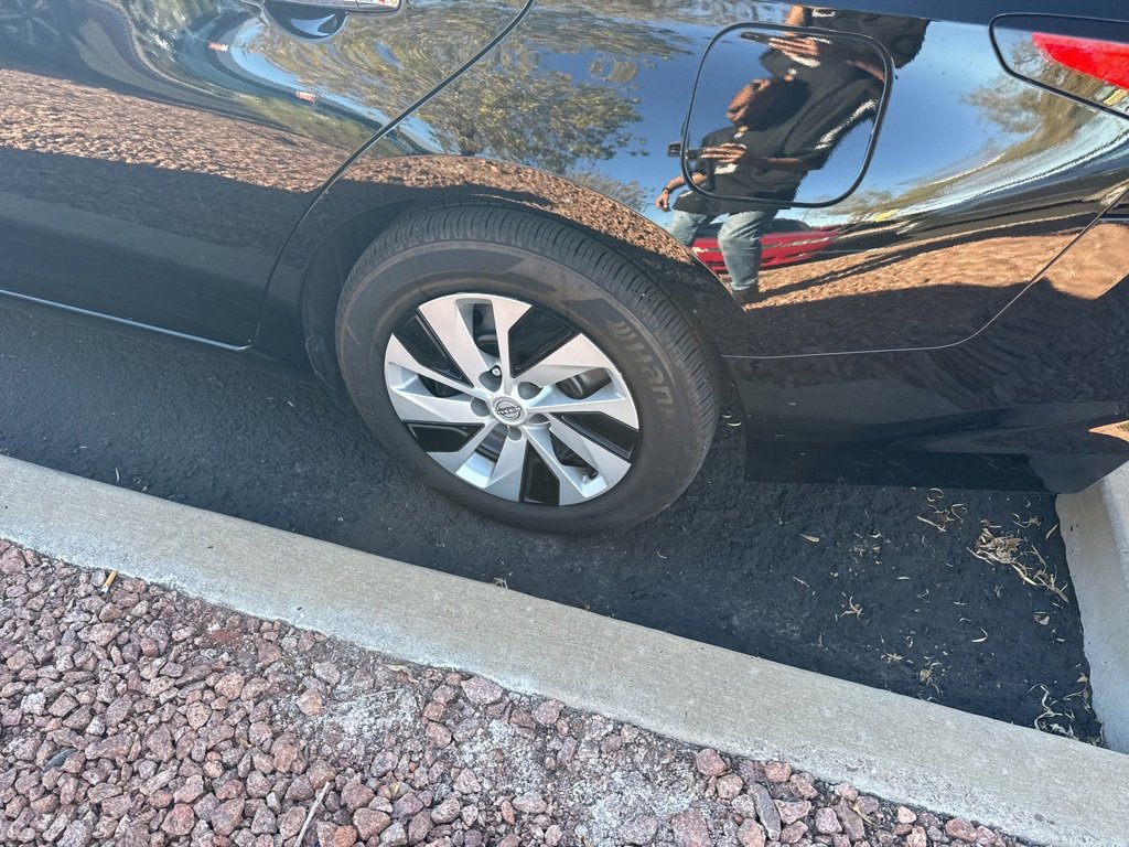 Used 2025 Nissan Altima 2.5 S image 10