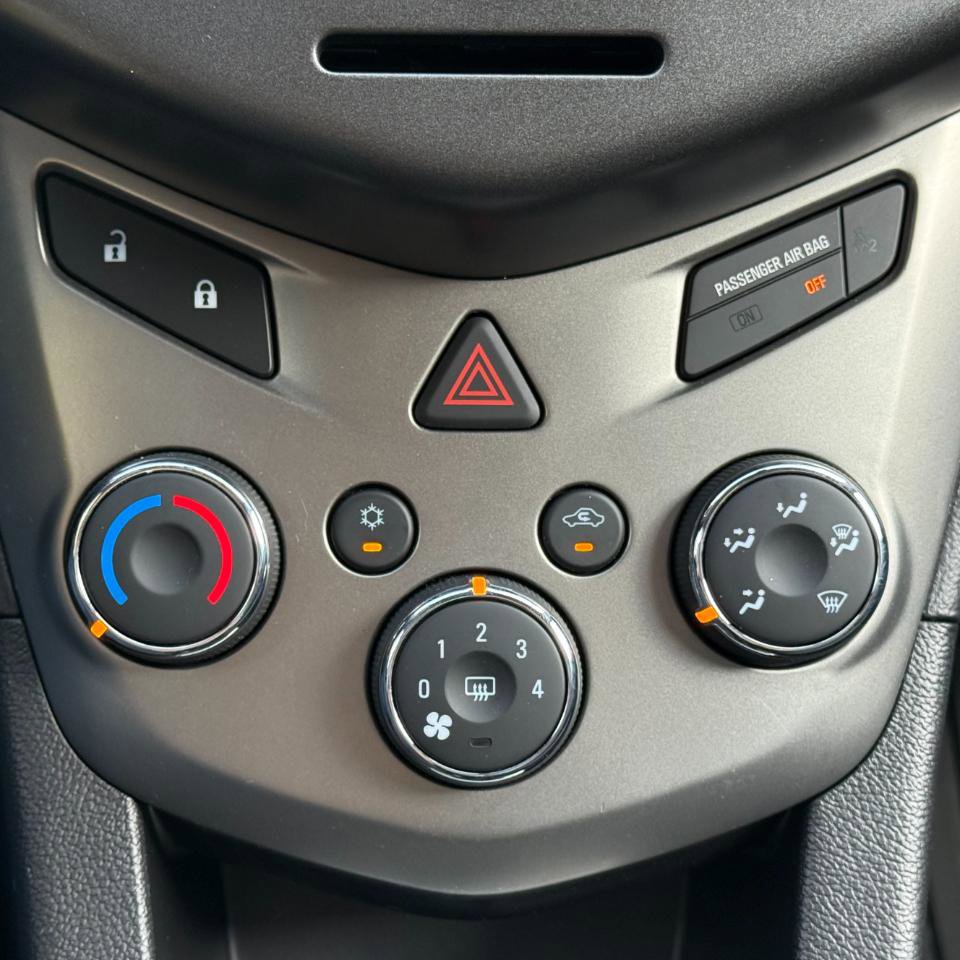 Used 2015 Chevrolet Sonic LT w/ Wheels and Fog Lamp Package FWD image 21