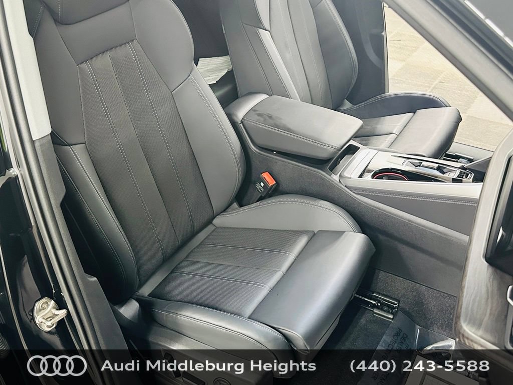 Certified 2025 Audi Q5 Premium Plus w/ Premium Plus AWD/4WD image 26