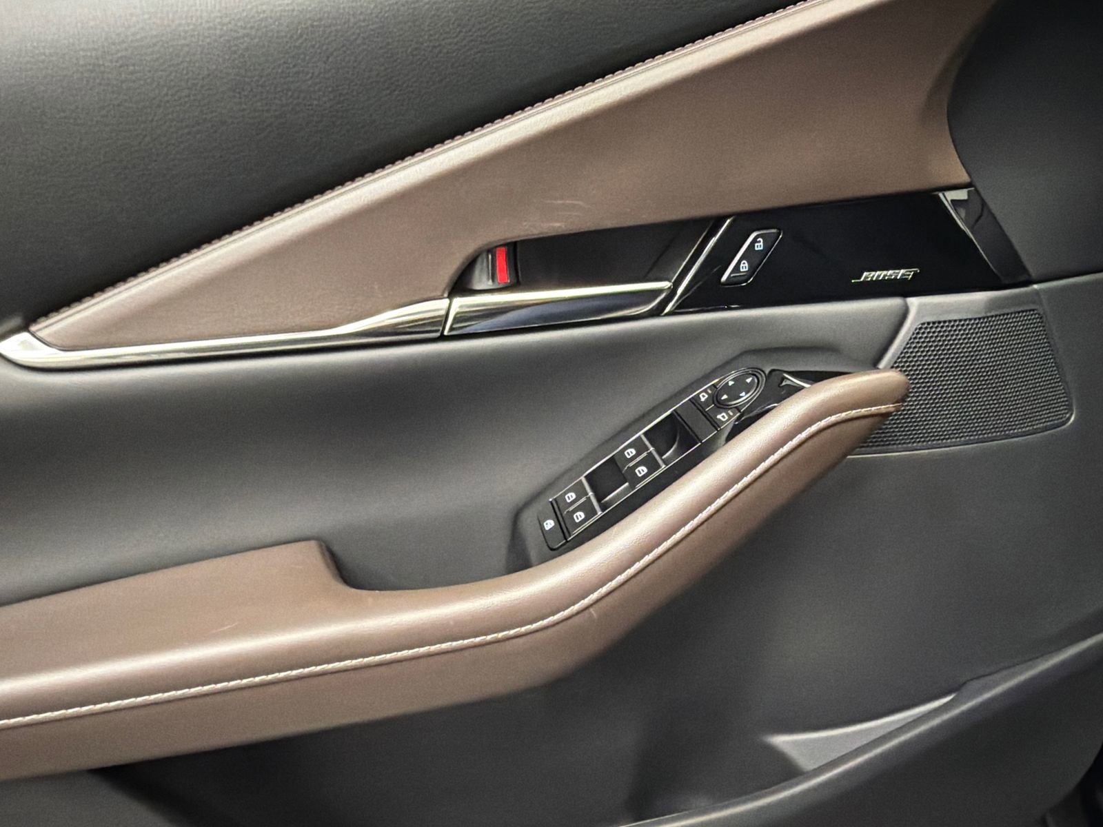 Certified 2025 MAZDA CX-30 AWD 2.5 S w/ Premium Package image 34