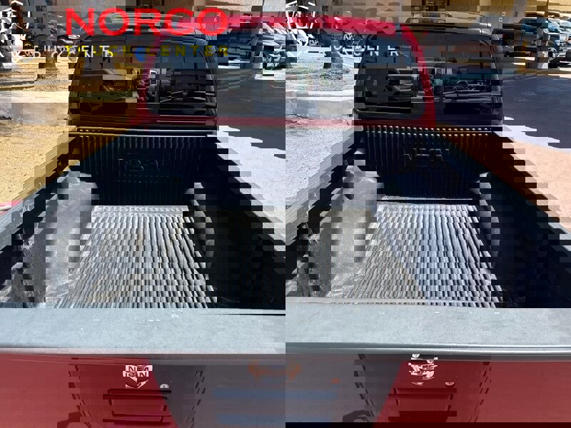 Used 2017 Nissan Frontier SV image 8