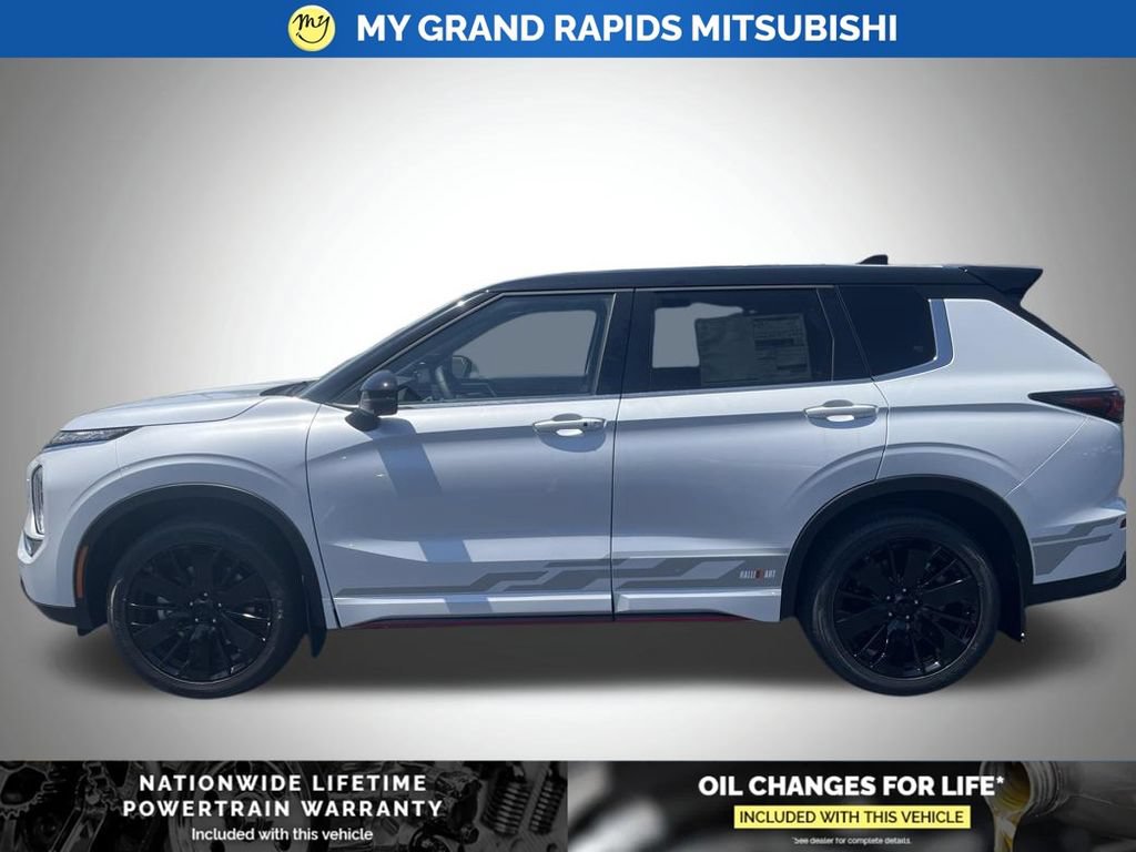 New 2026 Mitsubishi Outlander AWD image 2
