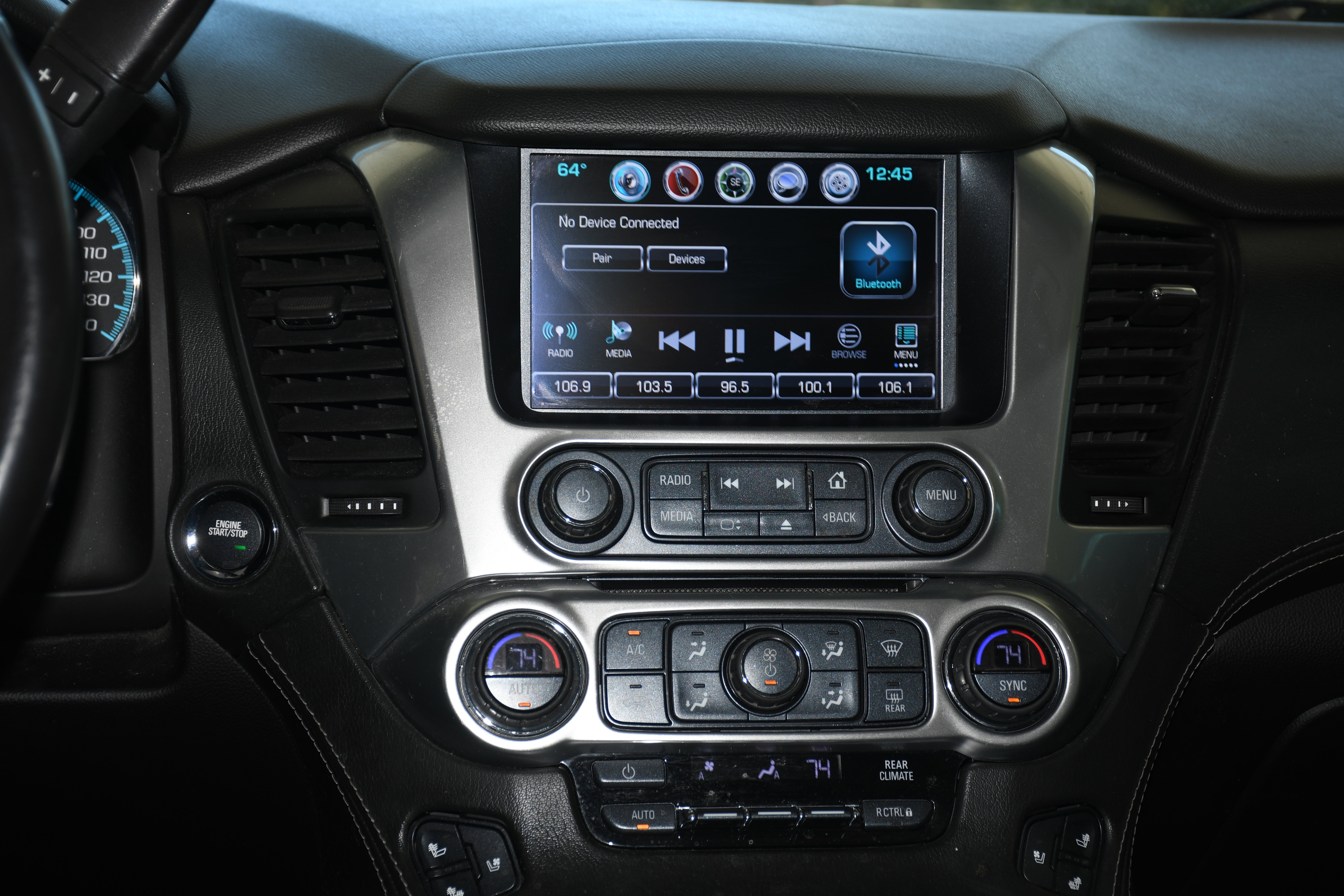 Used 2017 Chevrolet Suburban Premier image 19