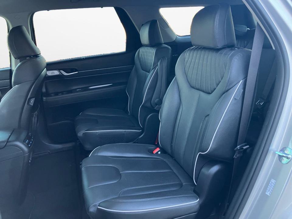 Used 2024 Hyundai Palisade Limited AWD/4WD image 15