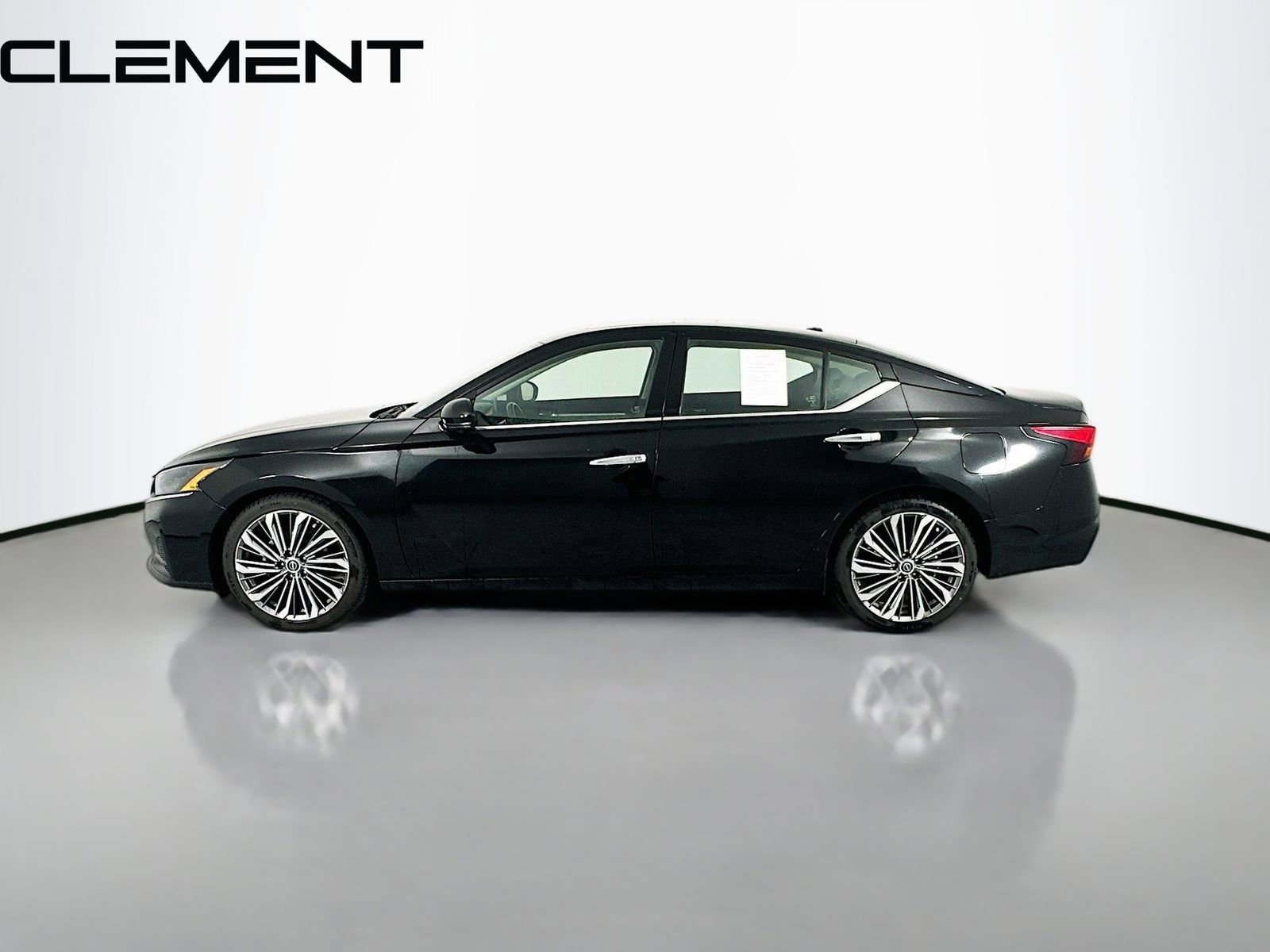 Used 2023 Nissan Altima 2.5 SL image 6