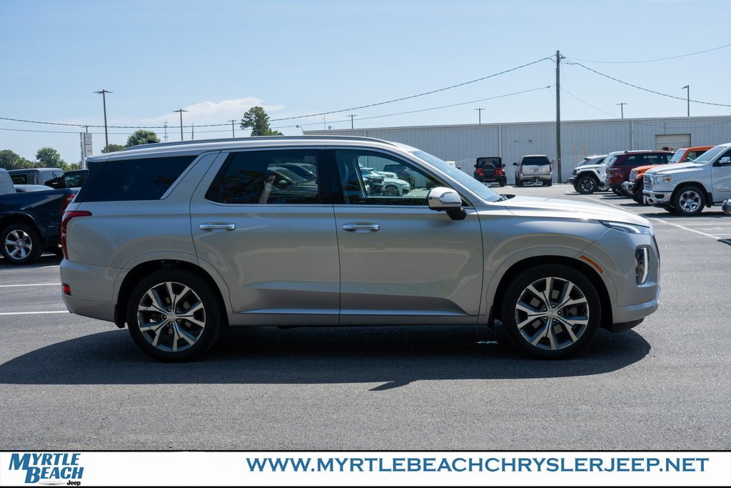 Used 2022 Hyundai Palisade Limited w/ Cargo Package image 7
