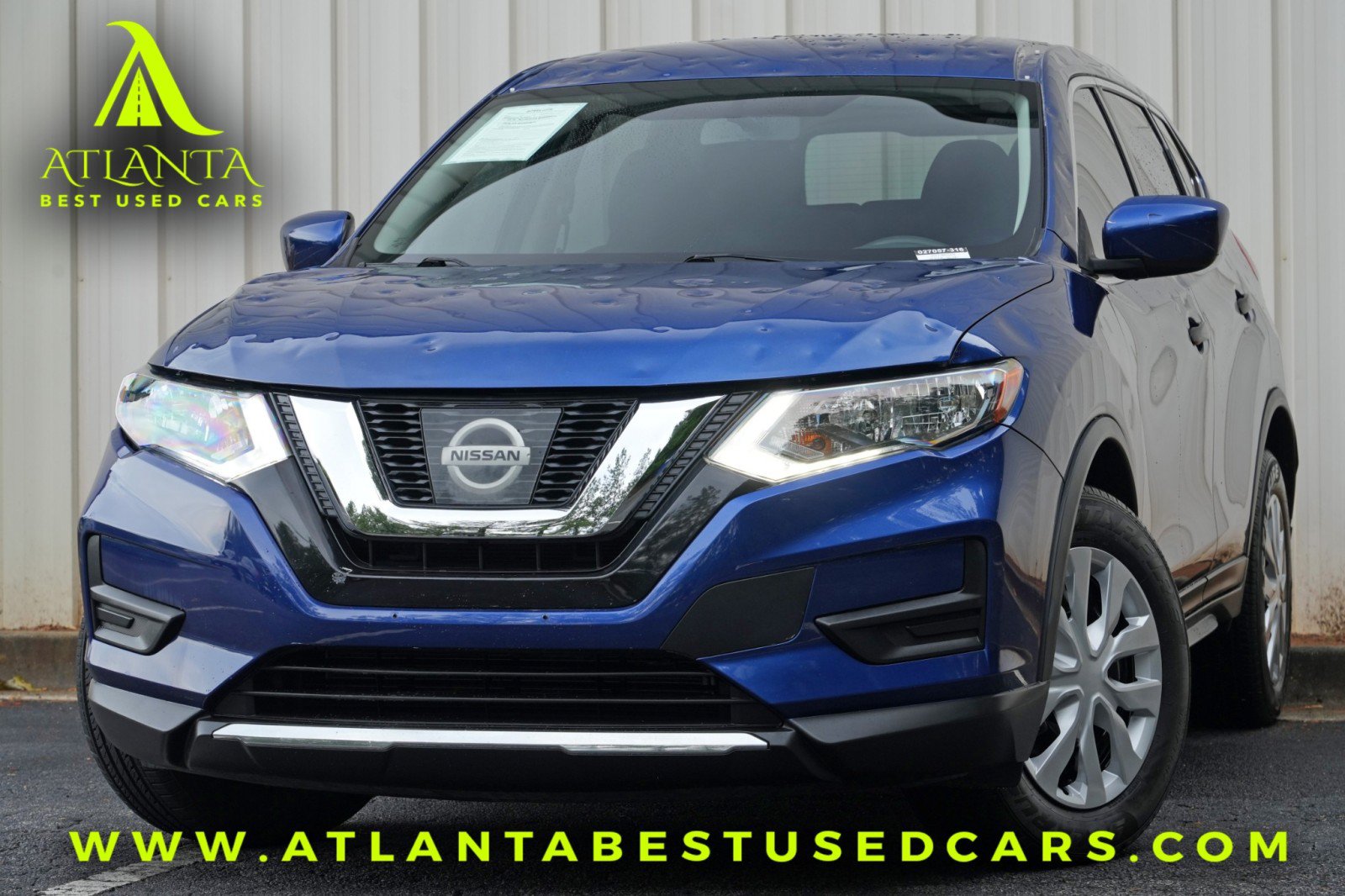 Used 2017 Nissan Rogue S AWD/4WD image 1