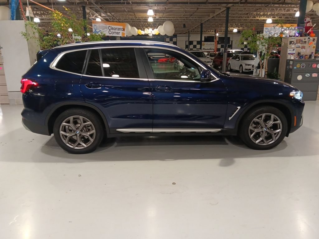 Used 2023 BMW X3 xDrive30i w/ Premium Package AWD/4WD image 9