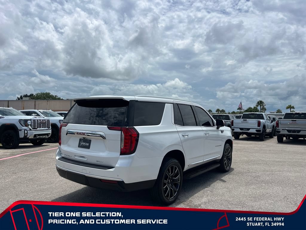 Used 2024 GMC Yukon SLT w/ SLT Luxury Package AWD/4WD image 7