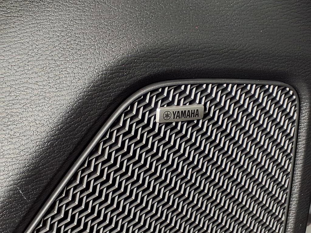 New 2025 Mitsubishi Outlander SE image 21