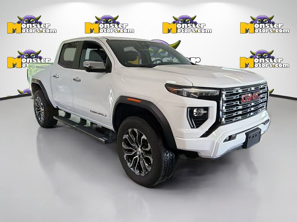 Used 2023 GMC Canyon Denali AWD/4WD image 3