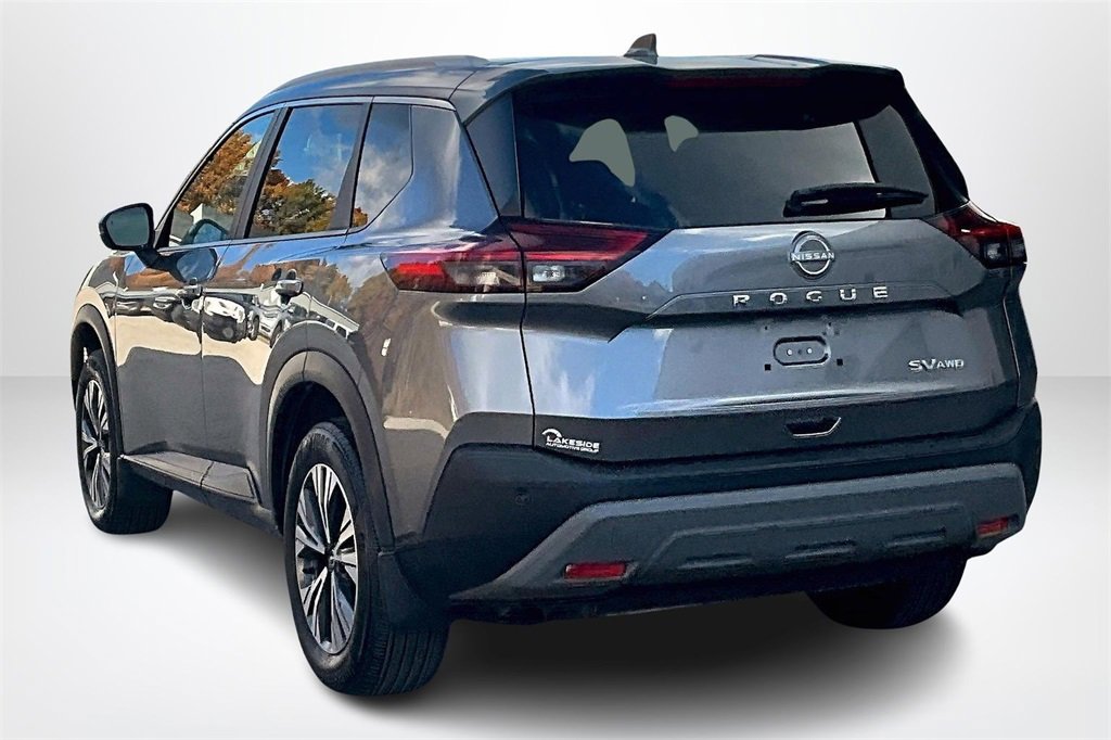 Used 2023 Nissan Rogue SV image 4
