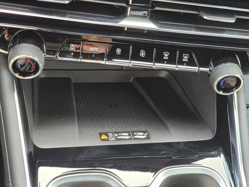 New 2026 Chevrolet Traverse High Country image 16