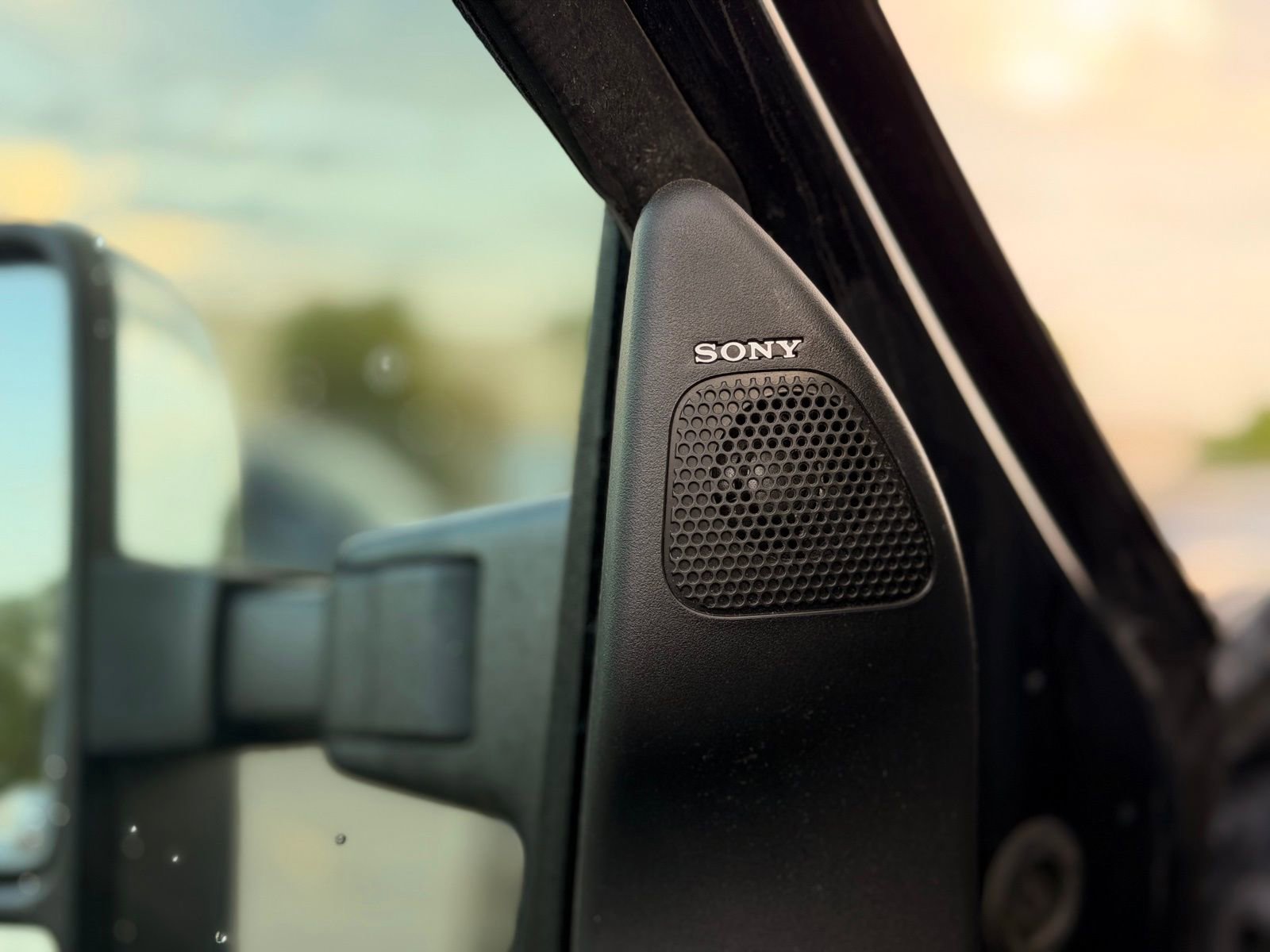 Used 2015 Ford F250 King Ranch w/ King Ranch w/Chrome Package image 26