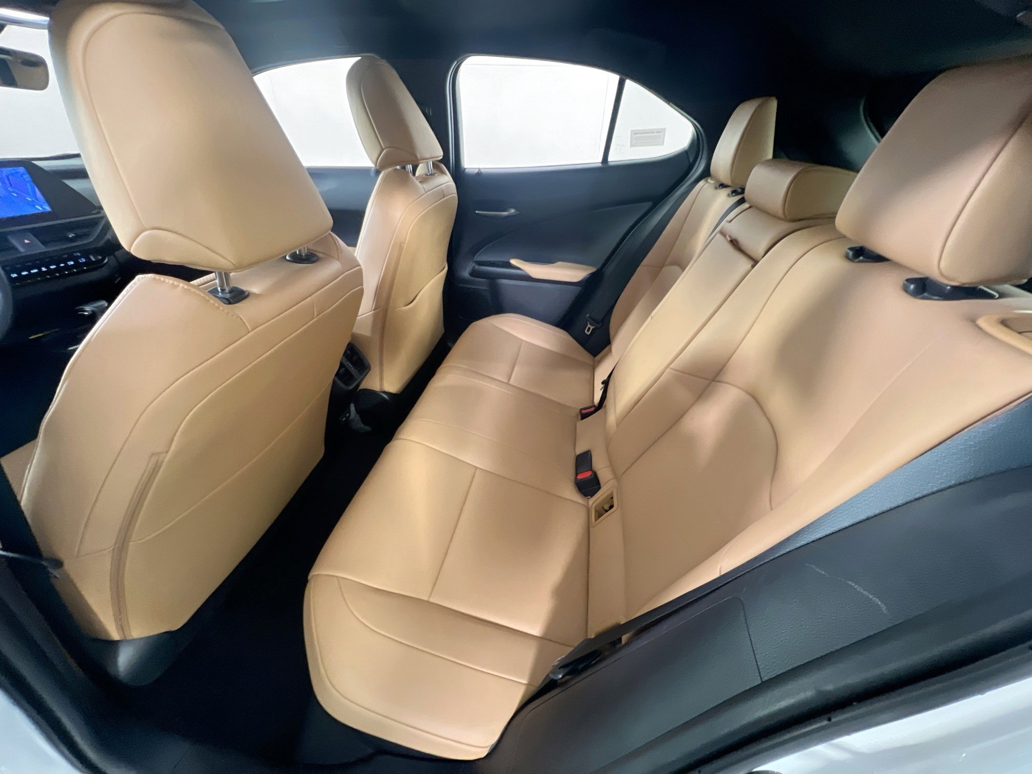 Used 2023 Lexus UX 250h AWD w/ Premium Package image 25