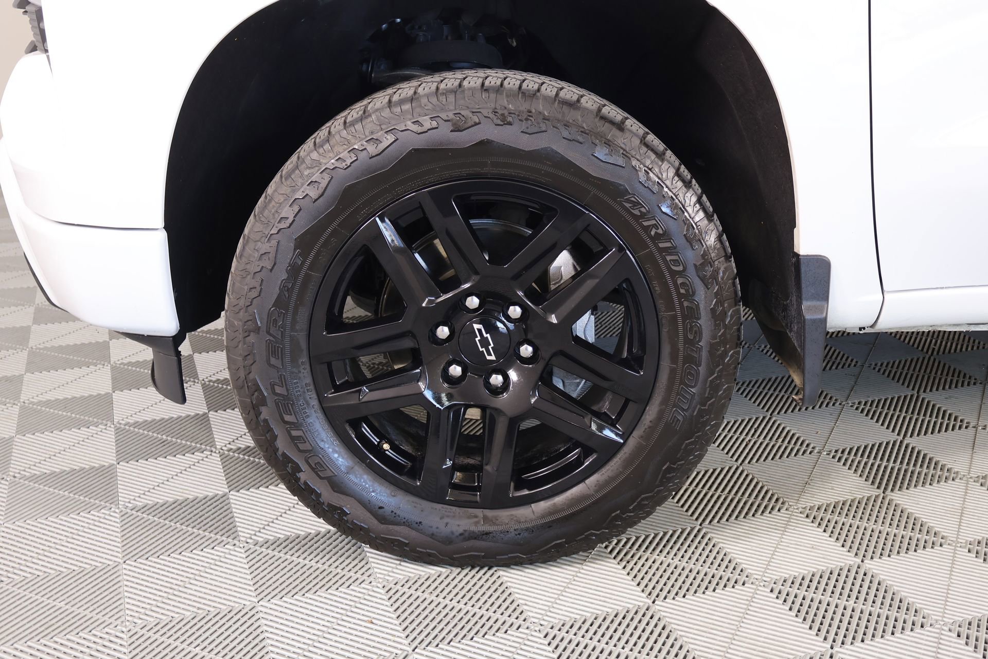 Used 2024 Chevrolet Silverado 1500 RST w/ LPO, Liner Protection Package image 17