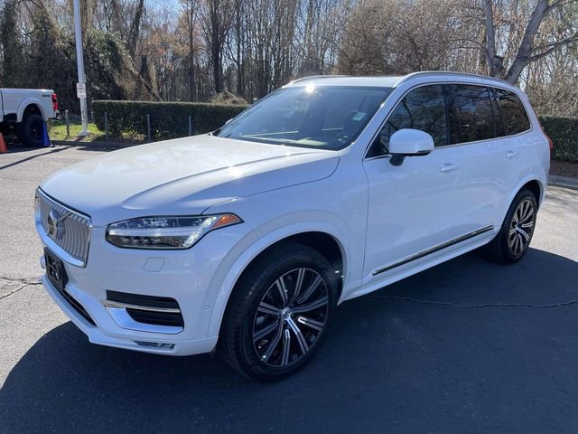 Used 2025 Volvo XC90 B6 Plus image 3