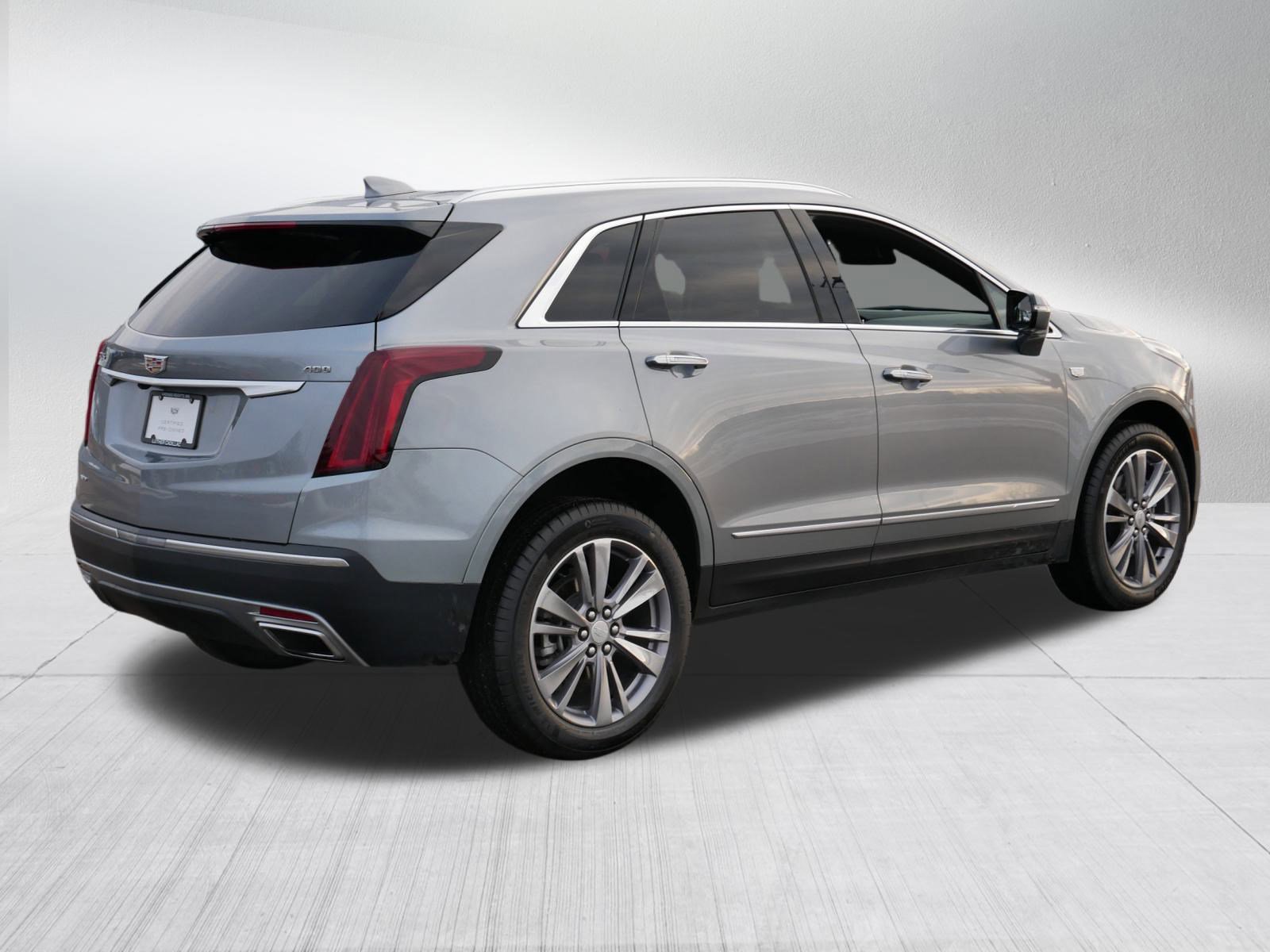 Certified 2025 Cadillac XT5 Premium Luxury image 7