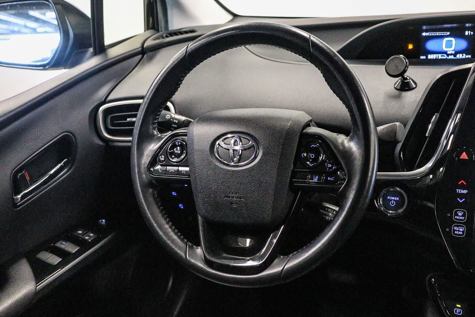 Used 2021 Toyota Prius Prime XLE FWD image 17