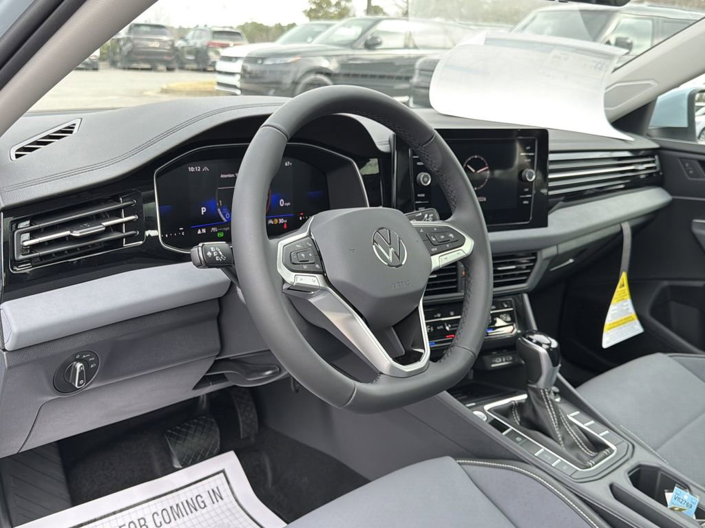 New 2026 Volkswagen Jetta SE image 10