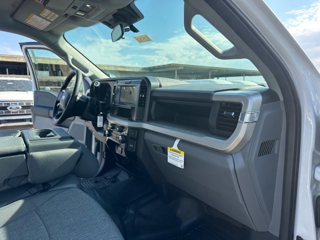 New 2025 Ford F350 XL w/ XL Chrome Package image 26