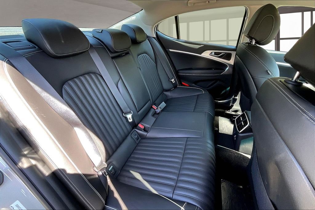 New 2026 Genesis G70 2.5T Prestige image 10