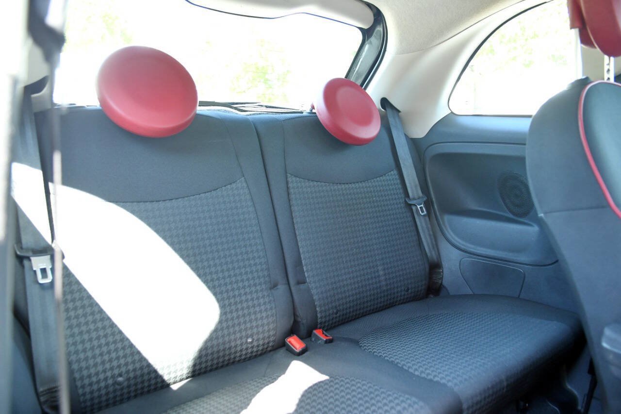 Used 2017 FIAT 500 Pop w/ Sport Appearance Package FWD image 39