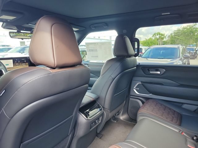 New 2026 Nissan Armada Platinum AWD/4WD image 11