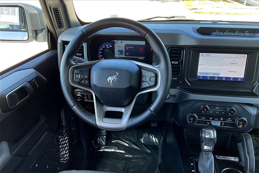 Used 2023 Ford Bronco Big Bend w/ Sasquatch Package image 18