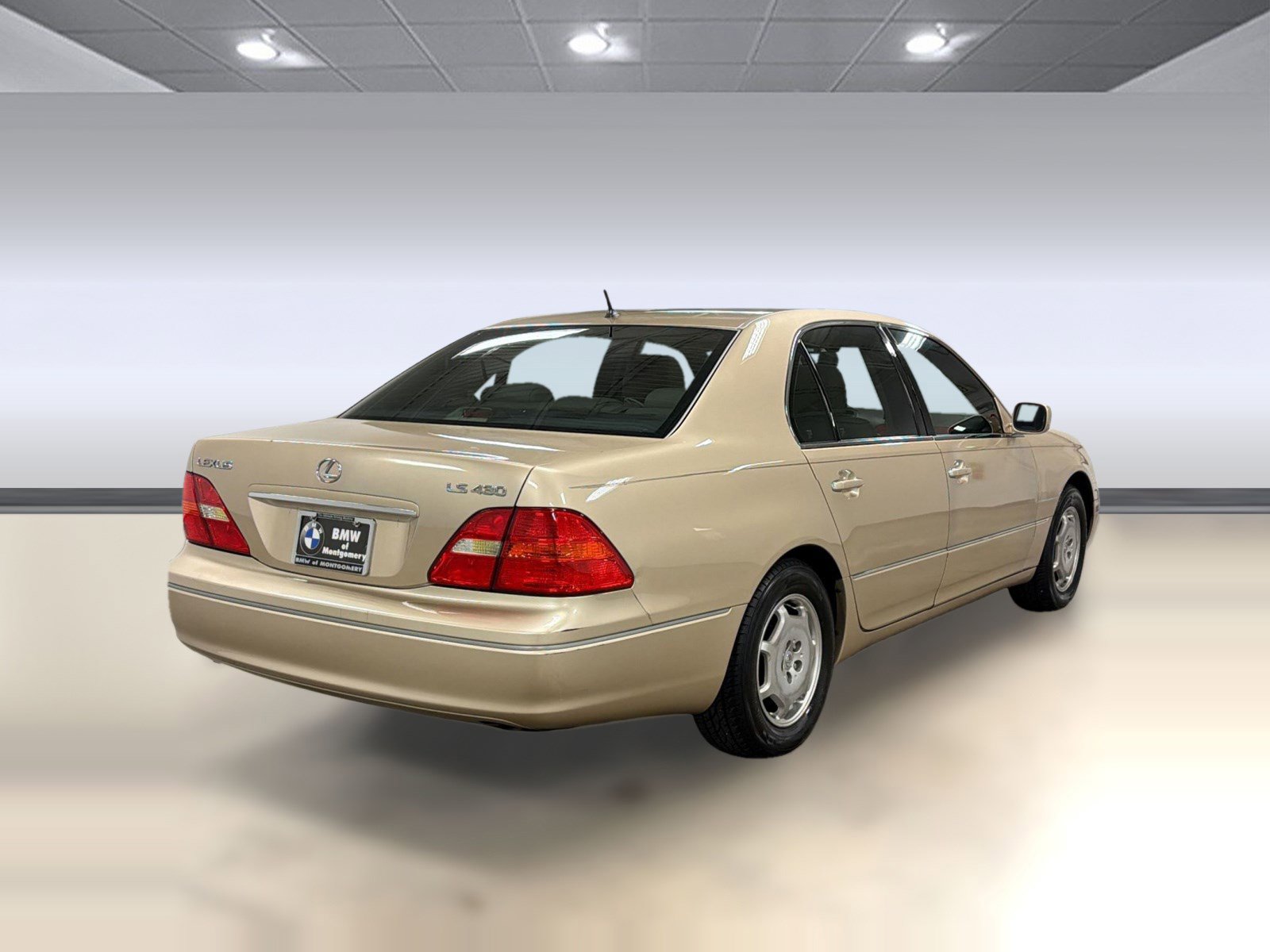 Used 2002 Lexus LS 430 RWD image 8