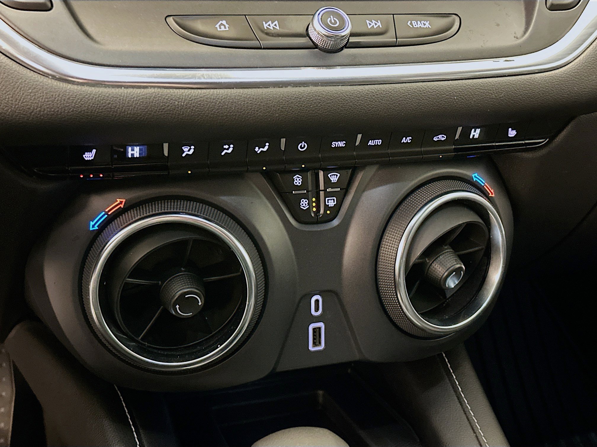 Used 2023 Chevrolet Blazer LT w/ Convenience Package image 24