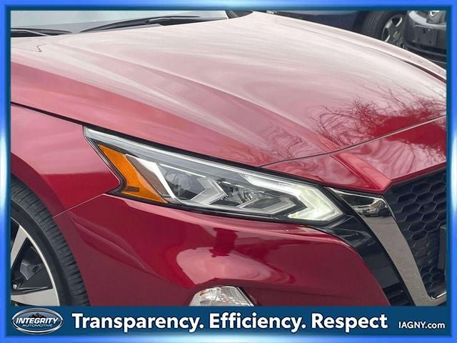 Certified 2022 Nissan Altima 2.5 SR AWD/4WD image 10