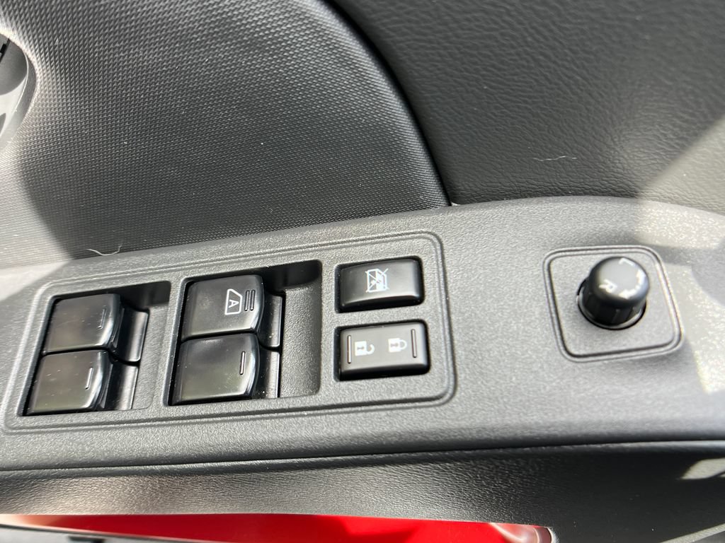 Used 2023 Nissan Frontier PRO-4X w/ Pro-4X Premium Package AWD/4WD image 13