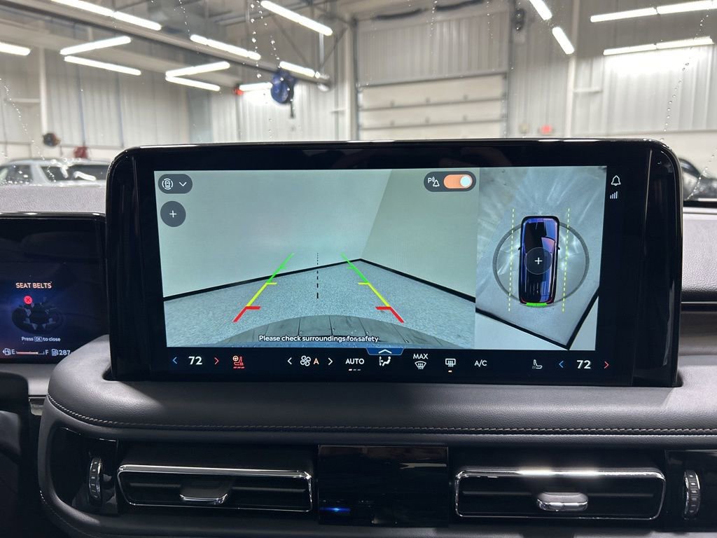 Used 2025 Lincoln Aviator Reserve w/ Equipment Group 201A image 18