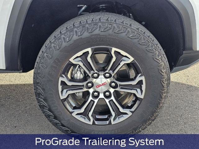 Used 2023 GMC Canyon AT4 w/ AT4 Premium Package image 9