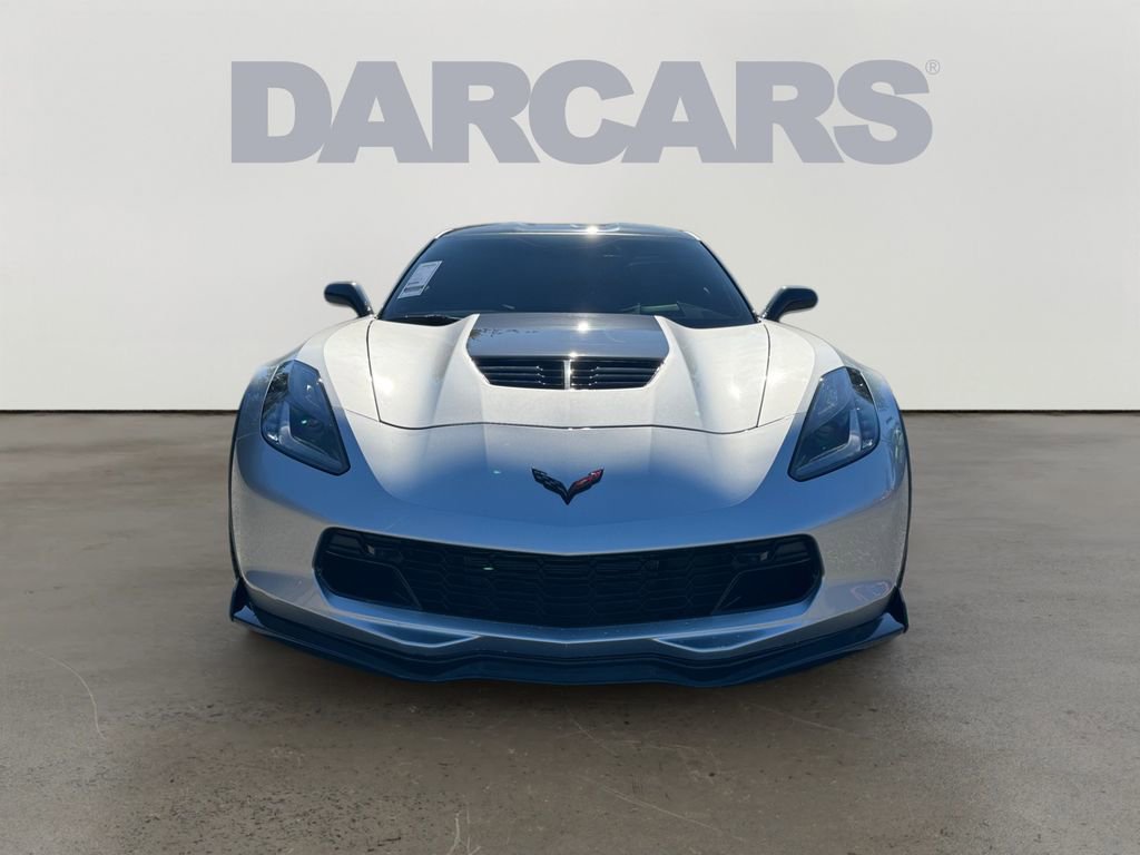 Used 2016 Chevrolet Corvette Z06 w/ 3LZ Preferred Equipment Group image 2