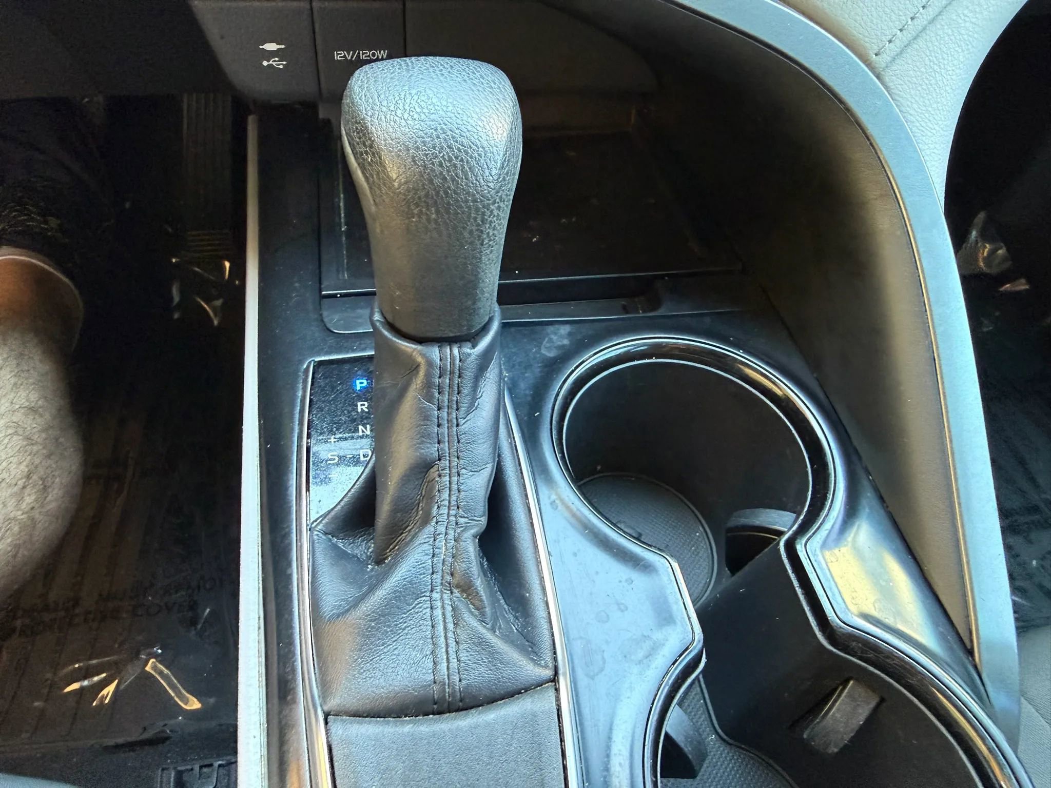 Used 2019 Toyota Camry LE FWD image 17