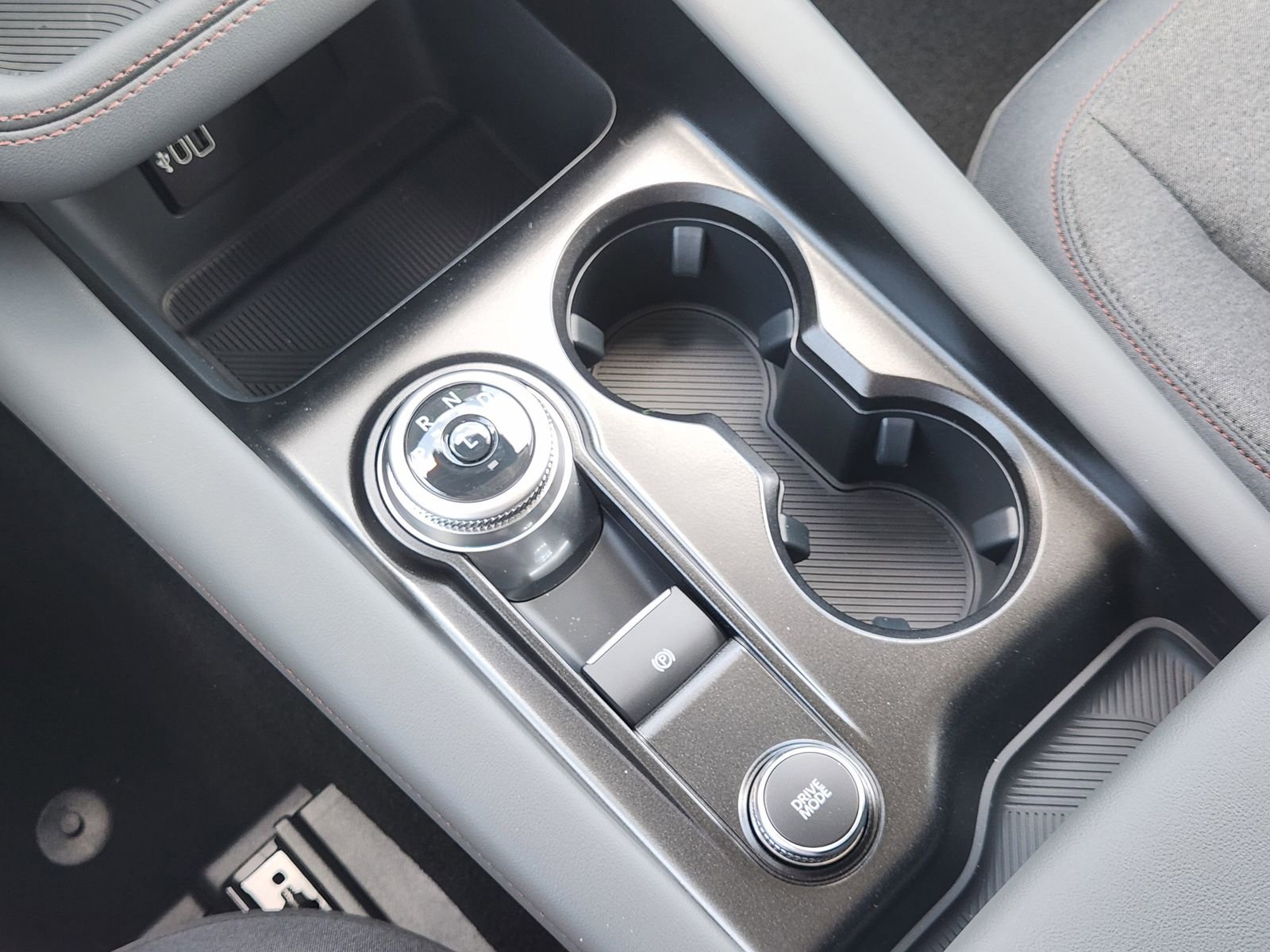 New 2026 Ford Explorer Active image 19