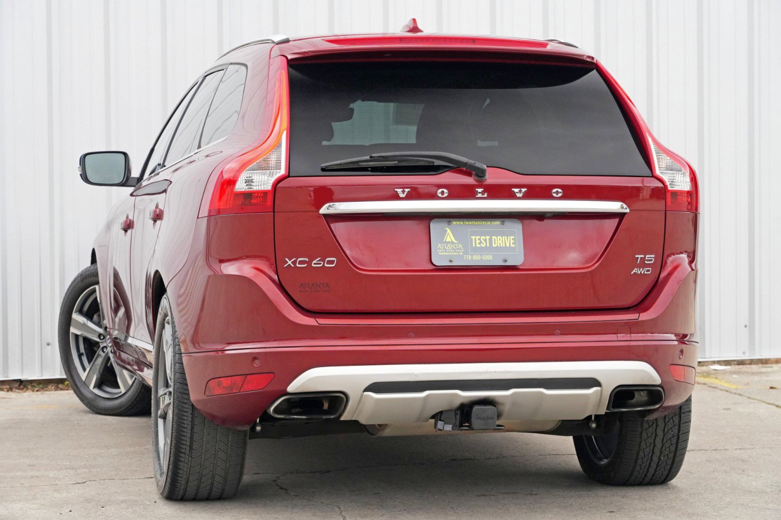 Used 2017 Volvo XC60 T5 Dynamic w/ Preferred Option Package image 5