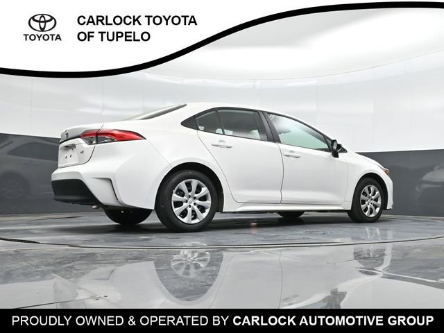 Used 2024 Toyota Corolla LE FWD image 37