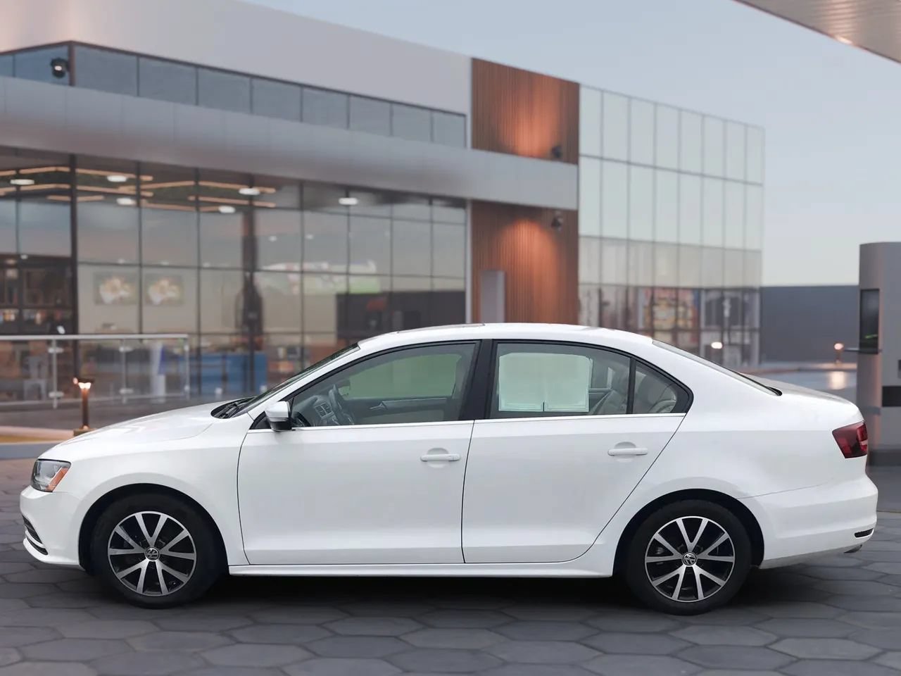 Used 2017 Volkswagen Jetta SE FWD image 8