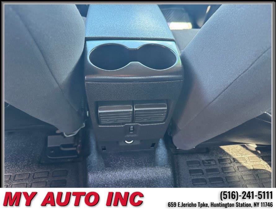 Used 2010 Ford Explorer Sport Trac XLT image 14