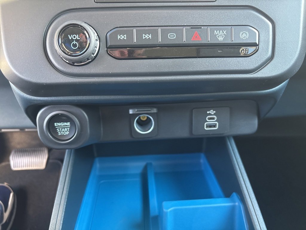 New 2025 Ford Maverick XLT w/ XLT Luxury Package image 22