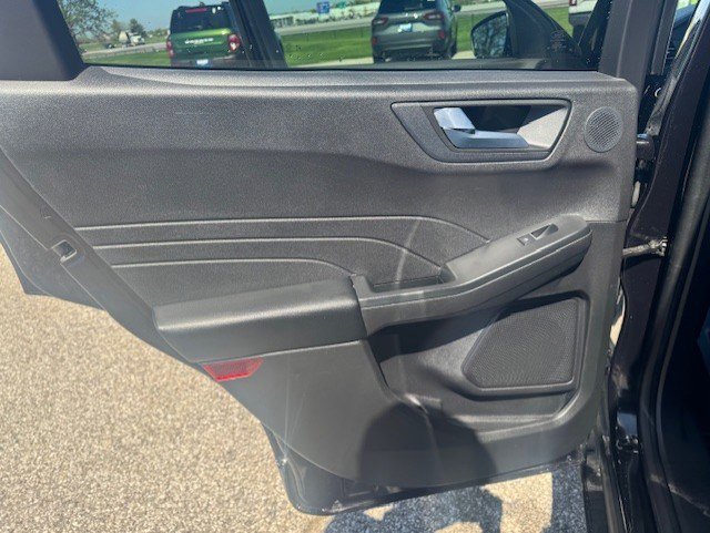 Used 2023 Ford Escape ST-Line Select w/ Tech Pack #2 AWD/4WD image 24