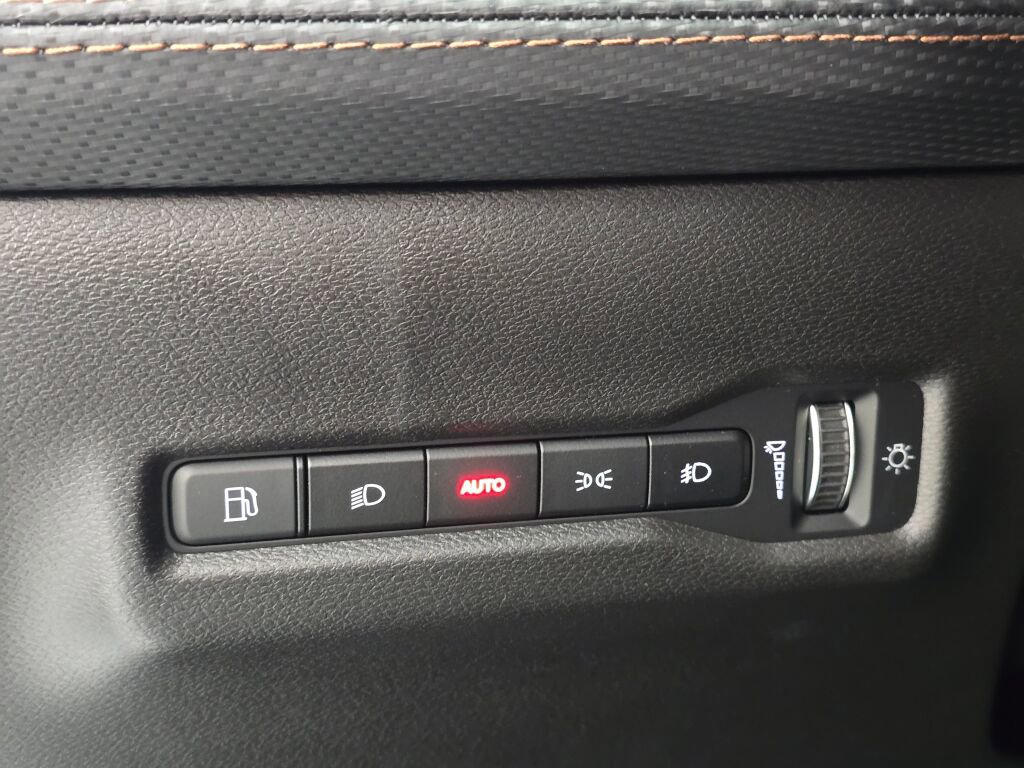 New 2026 Jeep Cherokee Limited image 27