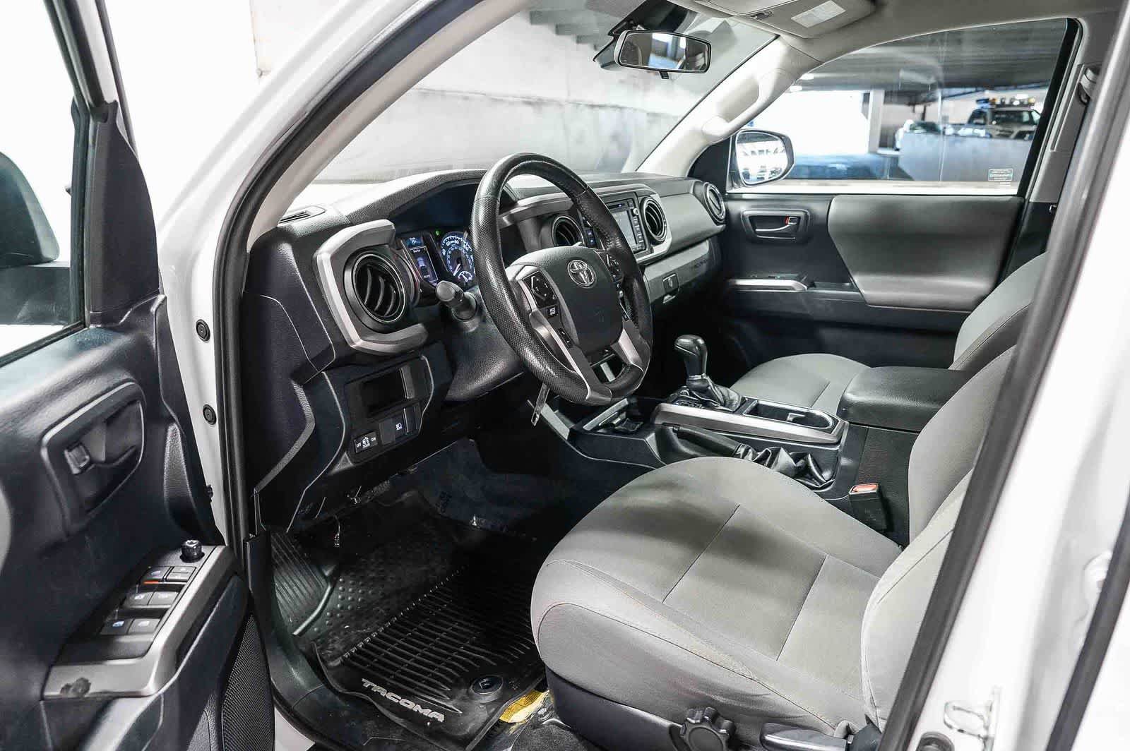 Certified 2019 Toyota Tacoma SR5 RWD image 18