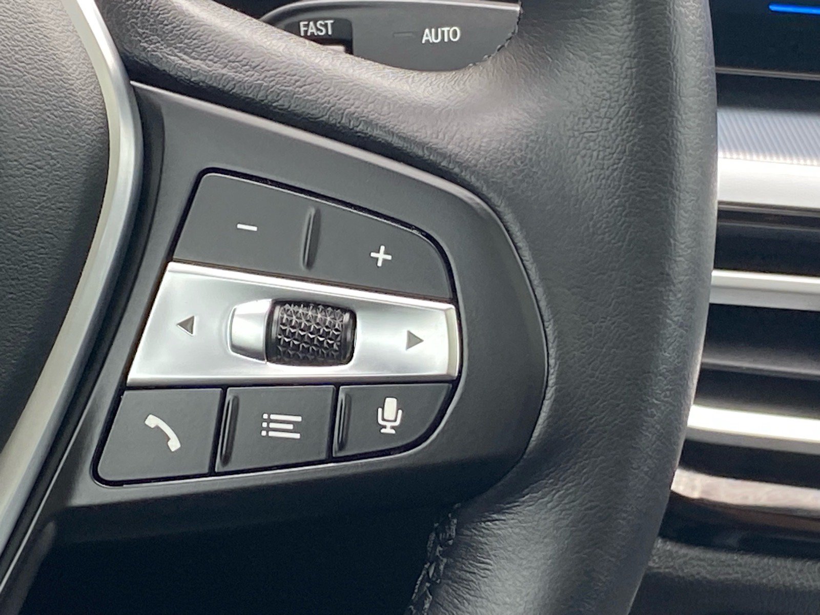 Used 2023 BMW i4 eDrive35 w/ Premium Package RWD image 9