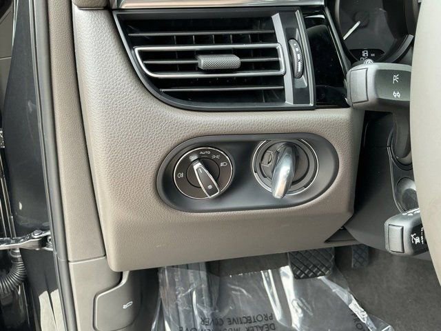 New 2025 Porsche Macan image 28